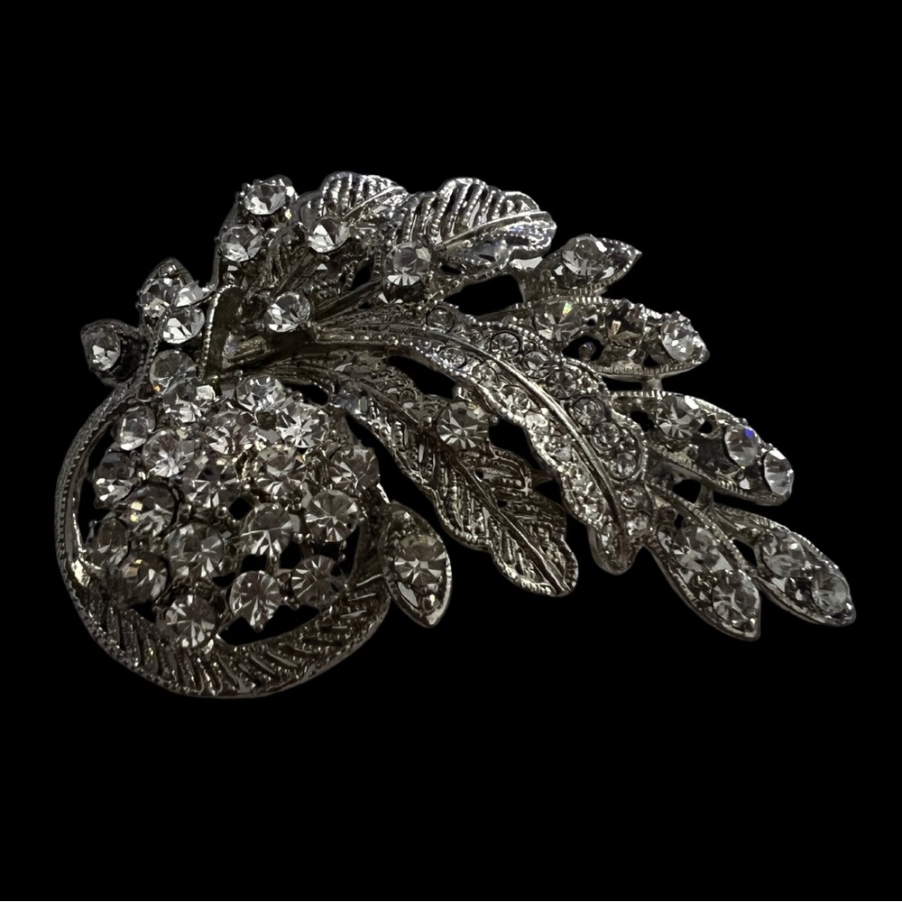Radiant Crystal Flora Brooch